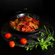 Chorizo mit Pomarola-Soße