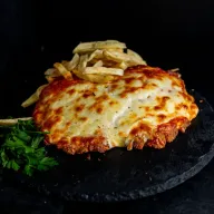 Ternera empanada a la napolitana